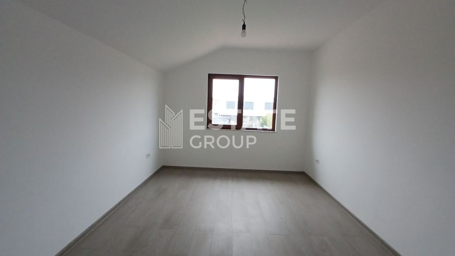 Duplex cu 5 camere in Dumbravita - Poză 10