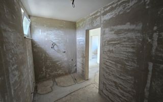 Martinesti, Duplex pe etaj, 3 Dorm, Buc separata,  Zona linistita. - Poză 18