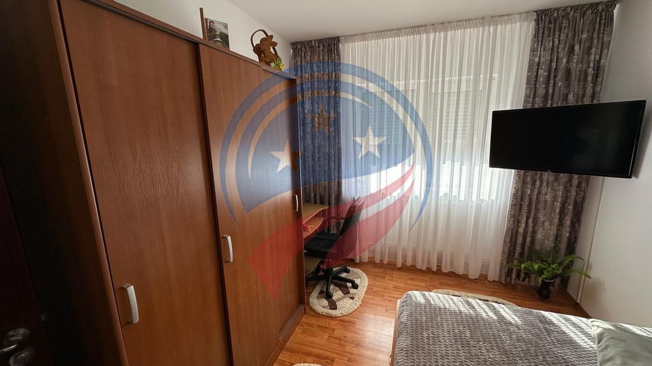 APARTAMENT 3 CAMERE, COMPLET MOBILAT SI UTILAT,  DE VANZARE - Poză 3