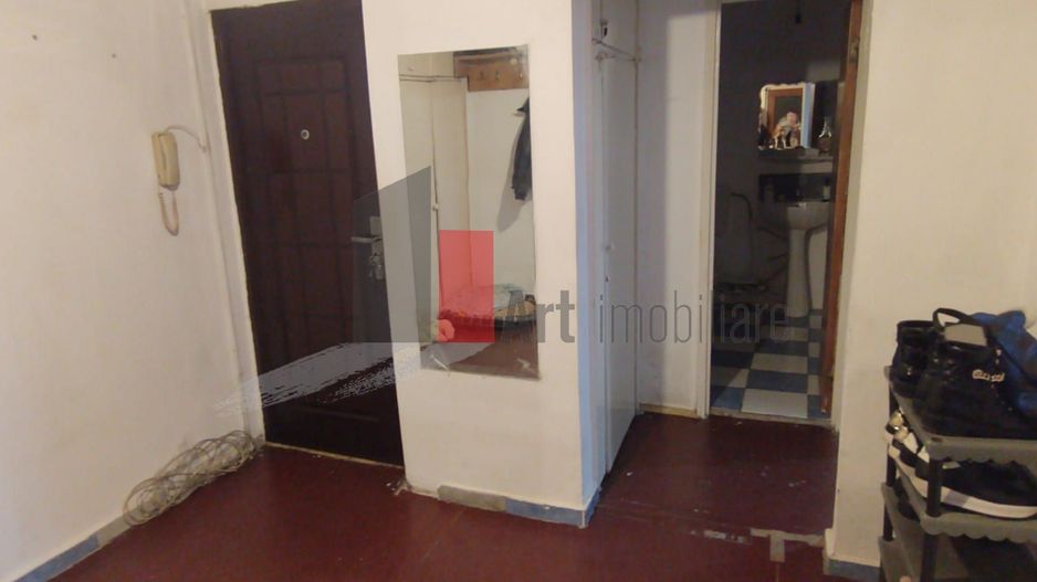 Vânzare apartament 4 camere decomandat Olteniței - Sudului - Poză 9