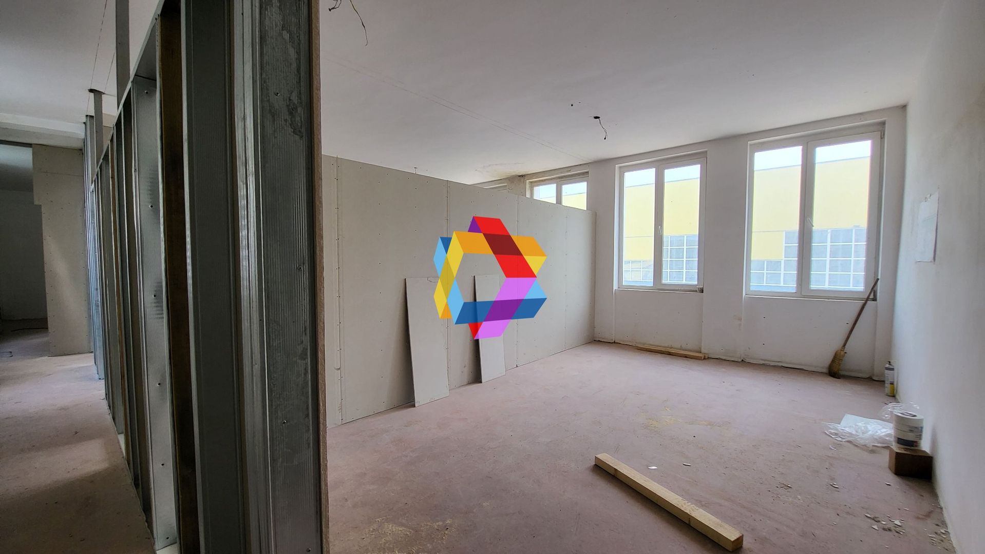 Spatiu generos - 750 mp #plus-imo.ro - Poză 1