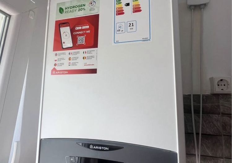BRASADAS vinde ap 2 cam RENOVAT etaj 4/4 Humulești. - Poză 6