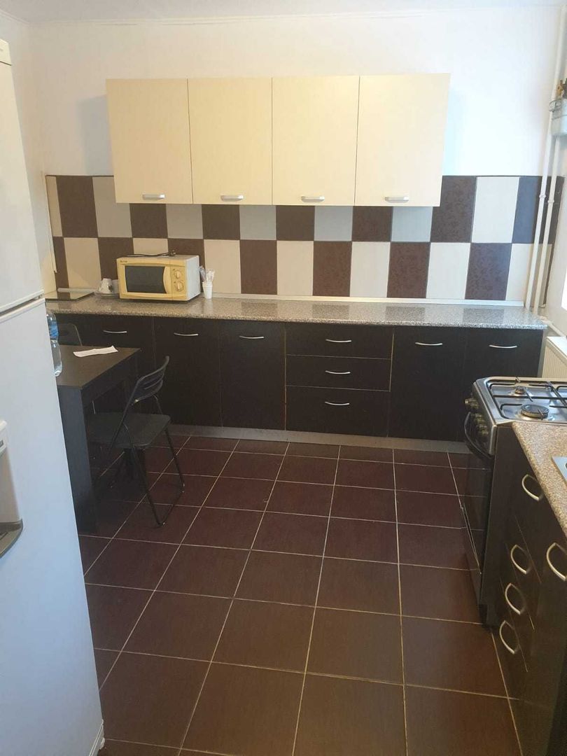 De vanzare apartament 2 camere Pacii - Poză 5