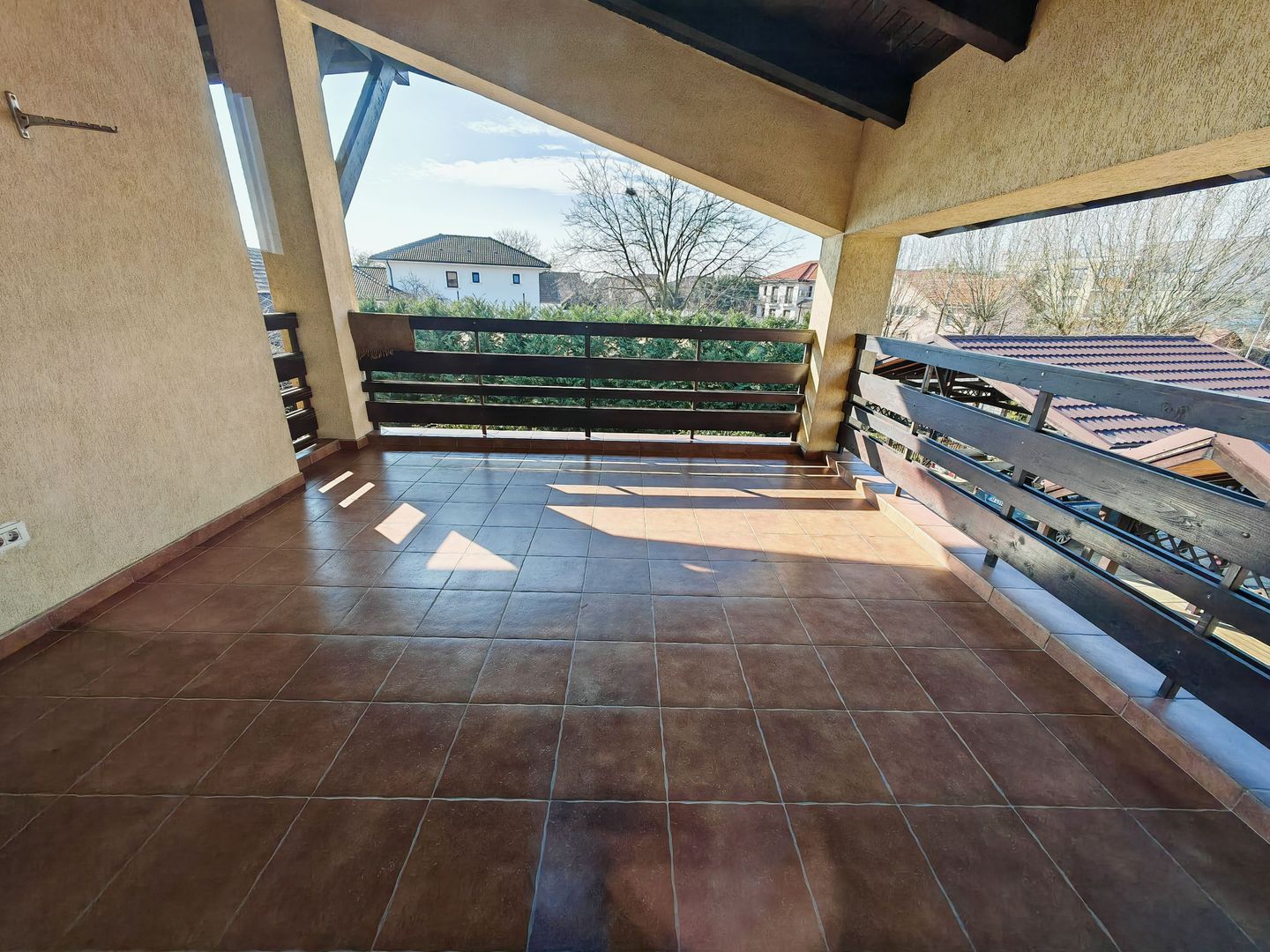 Vila S+P+M cu teren generos Dumbravita - Poză 16