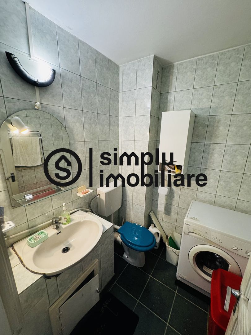 3 decomandate, centrala, 1 Mai - 110 000 Euro - Poză 26