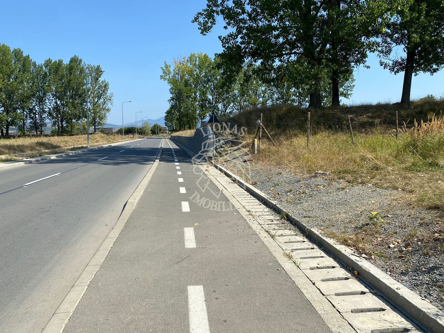 Teren intravilan 2600 mp - pretabil casa/investitie-Zona Aerodrom - Poză 4