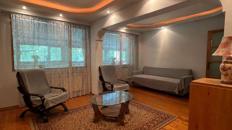 Apartament spațios și luminos cu 4 camere, 2 băi și terasă – Micro 20 - Poză 3