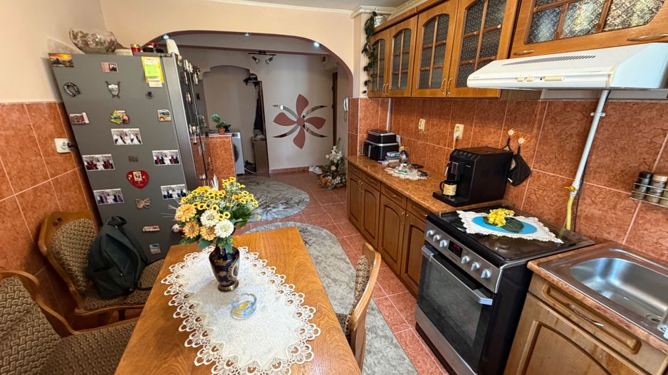 Apartament 2 camere, decomandat  - Cugir - Poză 5
