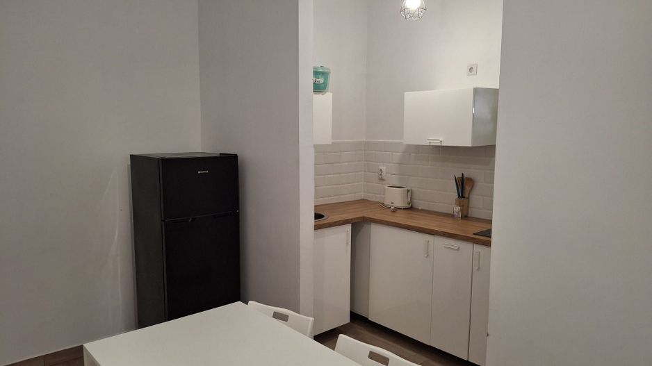 De inchiriat apartament in zona ultracentrala - Poză 2