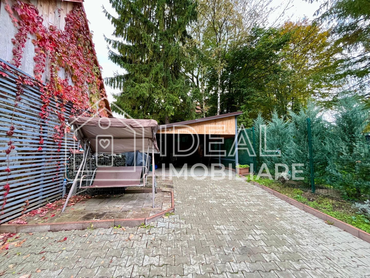 Casă individuală cu 5 camere și curte proprie - în Cisnădioara - Poză 3