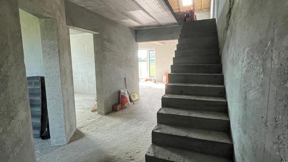 🏡 Casă de vânzare | Burdujeni | 200 mp utili | 7,7 Ari 🏡 - Poză 3