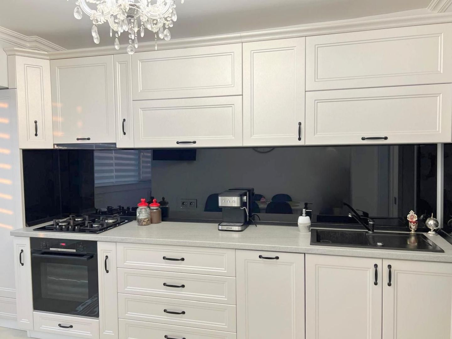 Apartament premium 4 camere, 110 mp, 2 bai, parcare – IC Frimu - Poză 1