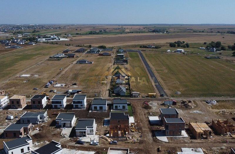 Casa Parter cu 4 camere, comuna Berceni - Poză 2