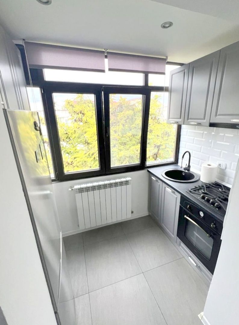 Apartament cu doua dormitoare, mobilat  - cartier IC FRIMU - Poză 3