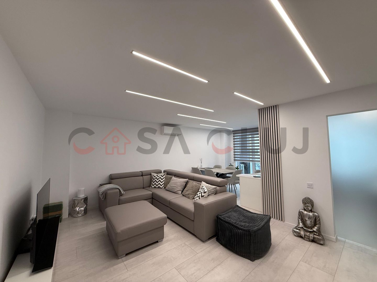 Apartament modern, cu vedere la Baza Sportiva Gheorgheni ! - Poză 9