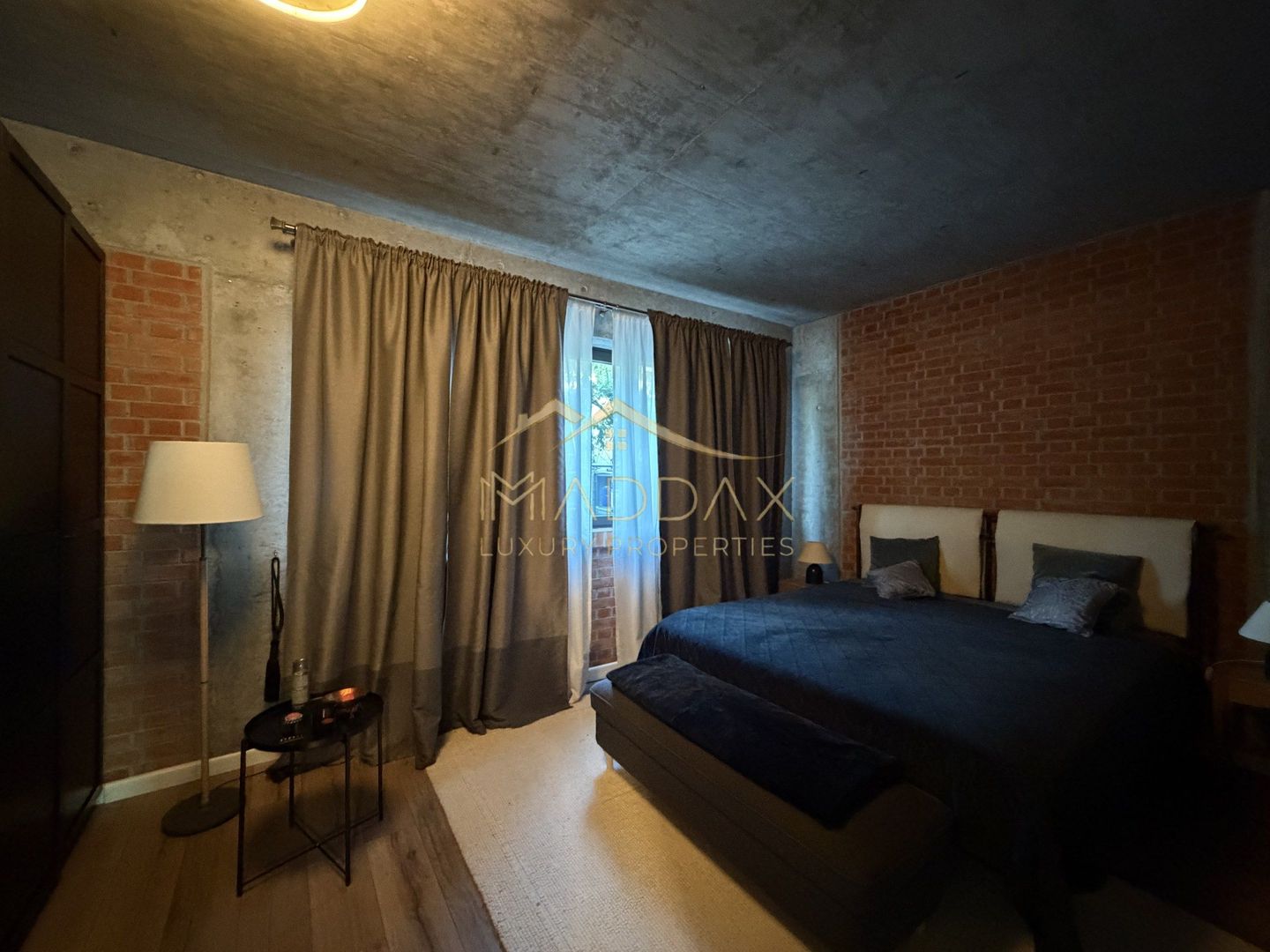 Vila Exclusivista *2223mp teren* / Piscina proprie / 5 garaje / Otopeni - Poză 25