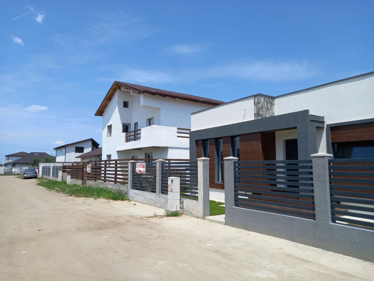 Vila comuna Berceni - Poză 1