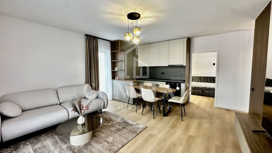 Prima închiriere! Apartament 3 camere | Parcare | Terasă | Eroilor - Poză 2