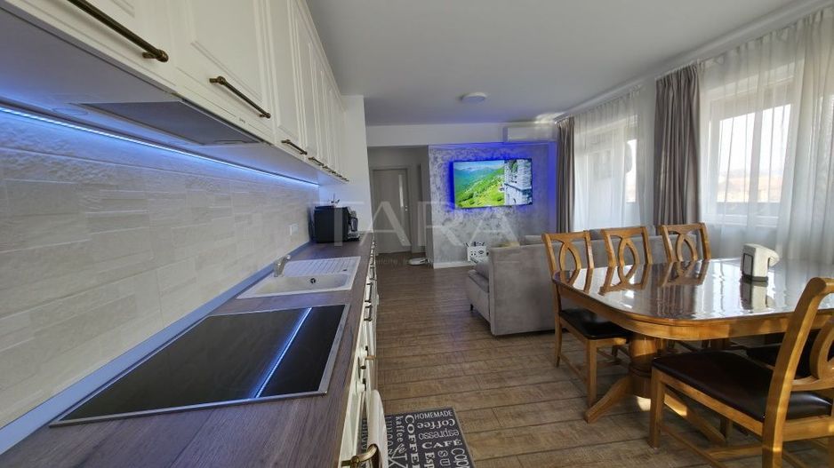 Apartament 3 camere la cheie, zona Terra. - Poză 1