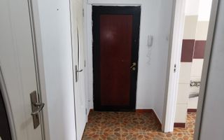 3 camere decomandat la 2 minute de metrou 1 Decembrie 1918 Ozana Titan - Poză 1