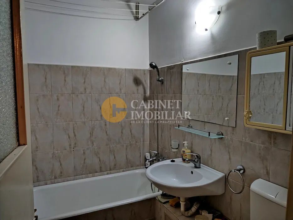 CENTRAL - SFANTUL LAZAR - 3 CAMERE DECOMANDAT - BLOC 1982 - Poză 7