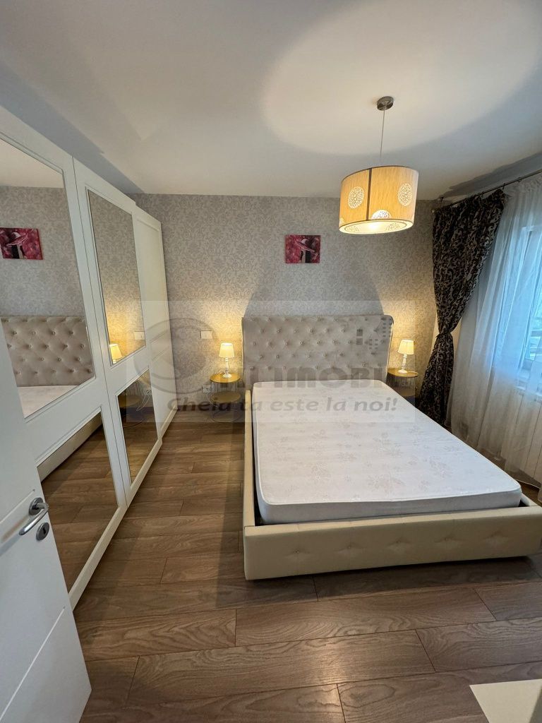 3 camere Tătărași • 74 mp • bloc 2017 • parcare • 220000 € - Poză 4