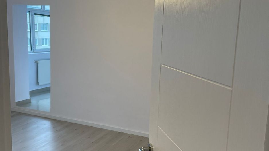 Inchireiz ap 4 camere zona Margeanului sect 5 buc  ! partial mobilat - Poză 3