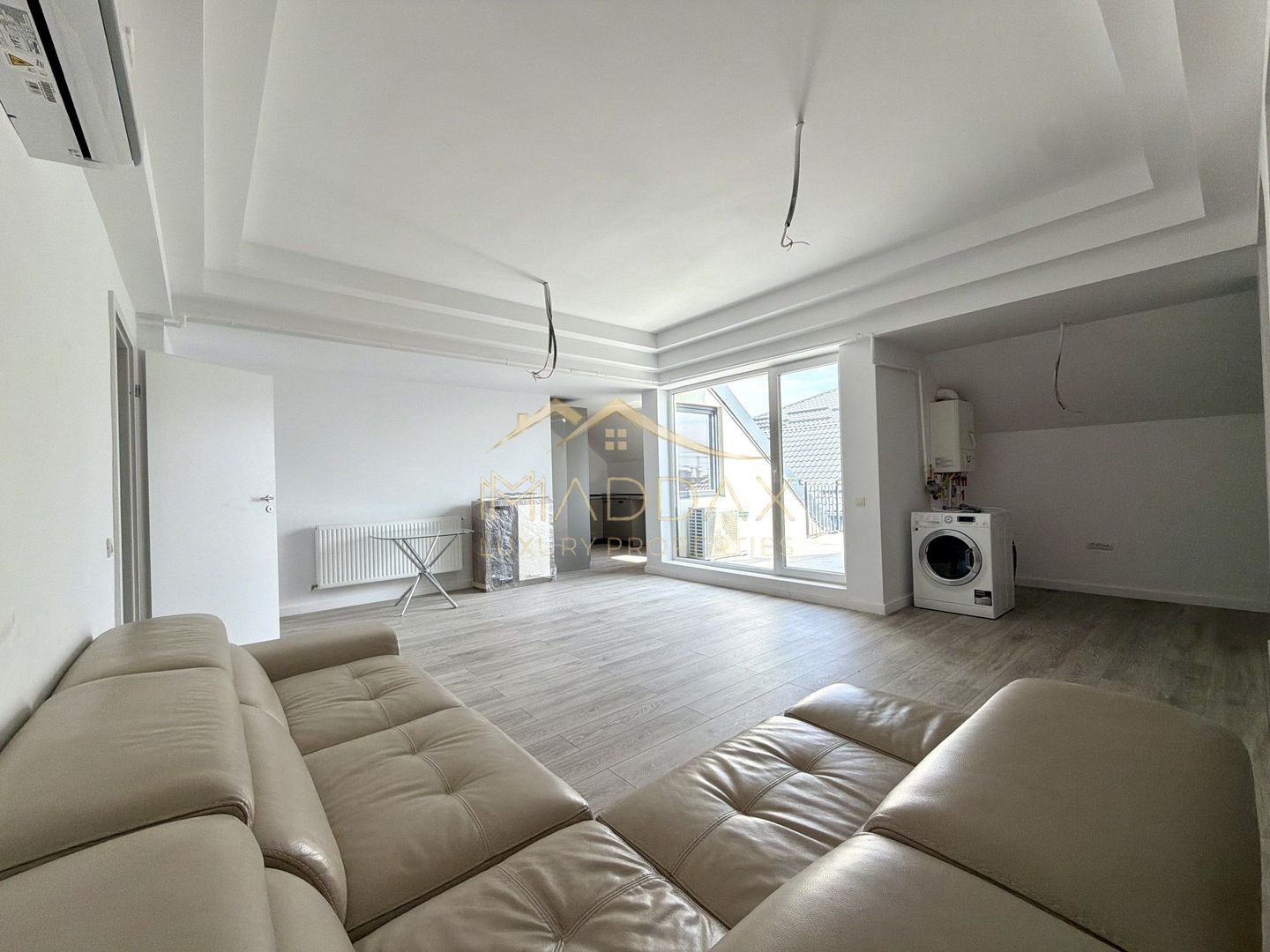 Apartament 3 camere // 157,6 mp utili + parcare // Aviatiei - Poză 2
