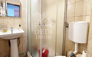 Apartament cu 2 camere de vanzare zona Rogerius, Oradea - Poză 11