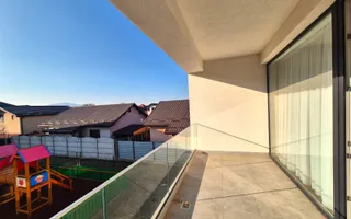 Apartament spatios, într-o zonă de case,, loc parcare, bloc nou - Poză 18