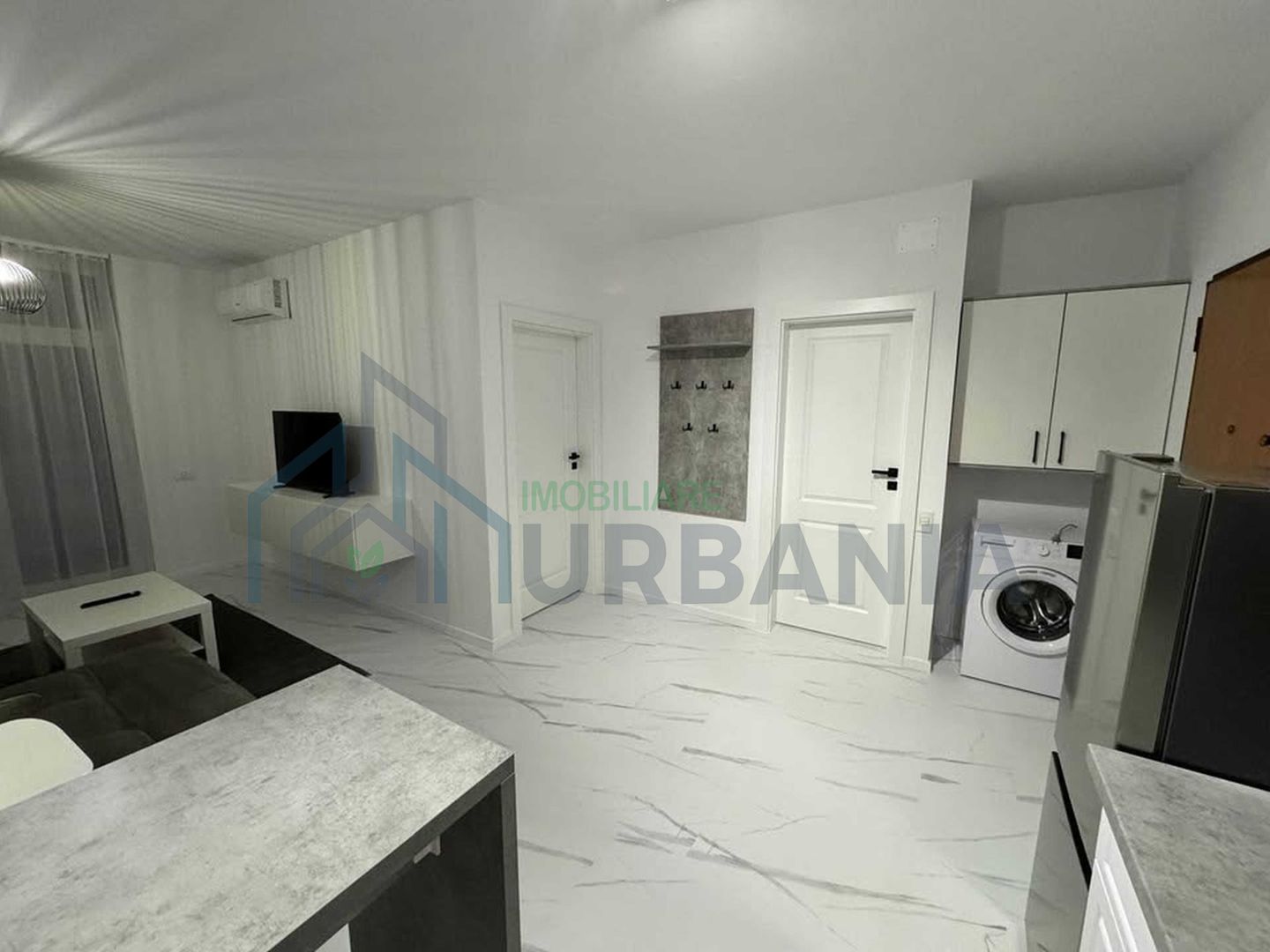 Apartament cochet de închiriat, zona linistita - Poză 1