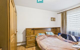 Casă cu 1.874 mp teren în Hidișelu de Sus - Poză 8