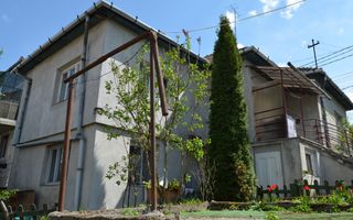 Casă de vânzare renovabilă | Gruia | Teren 380 mp | Front la 2 străzi - Poză 1