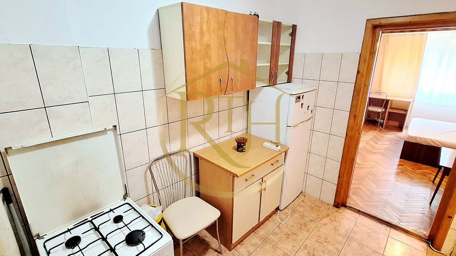 Oferim spre inchiriere apartament cu 1 camera, Bloc izolat, Complex Studentesc - Poză 10