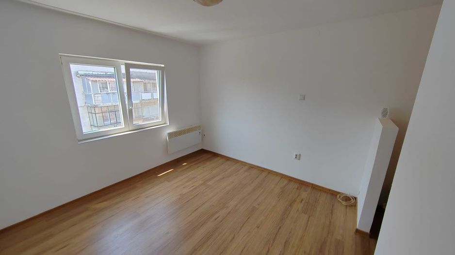 BRASADAS vinde garsoniera 17mp 4/4 in Micro 16. - Poză 1