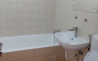 Închiriez apartament 2 camere, Piața Muncii, renovat - Poză 7