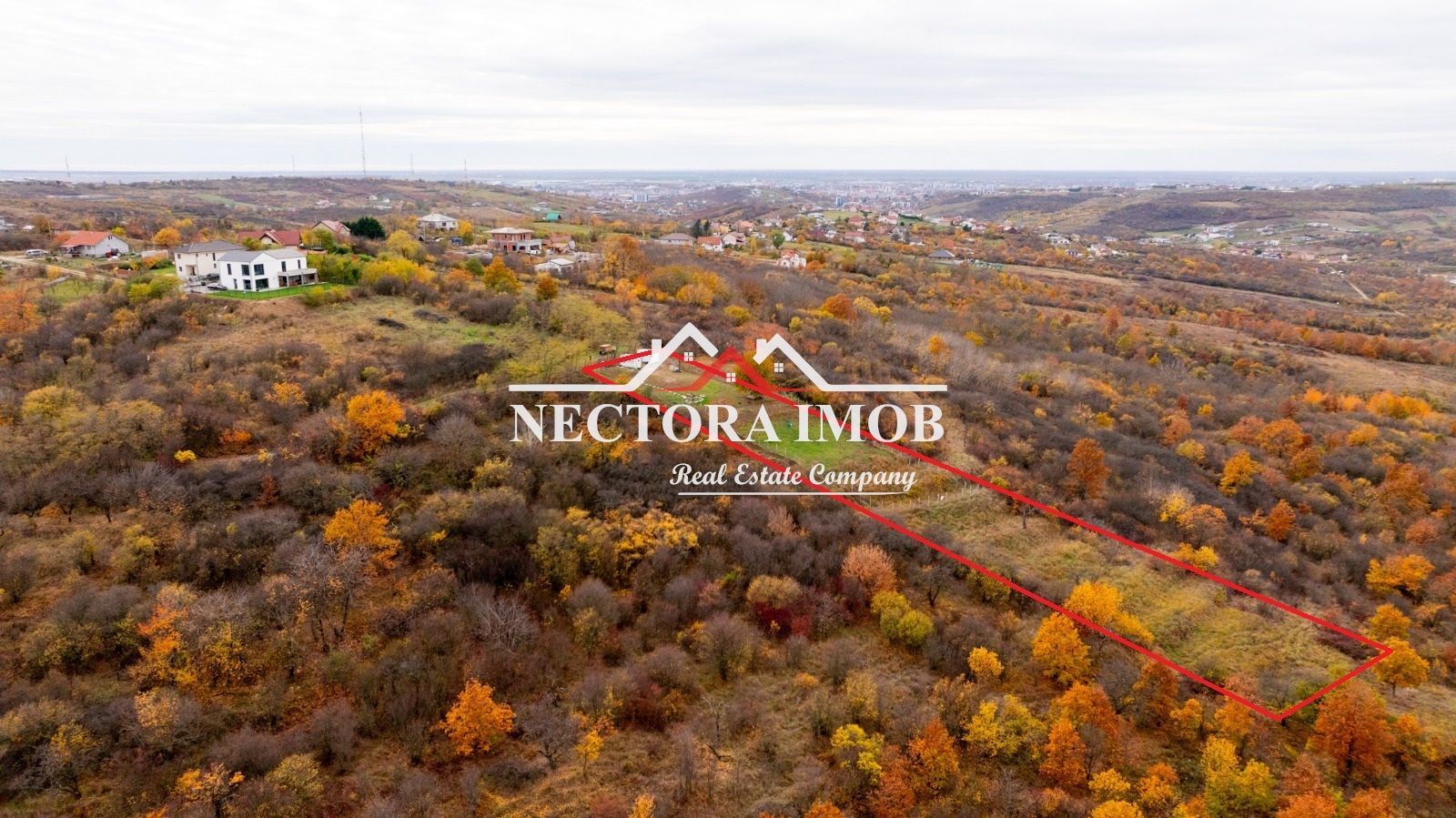 EXCLUSIVITATE Nectora Imob-Teren Intravilan cu panorama la lac,4837 mp - Poză 1