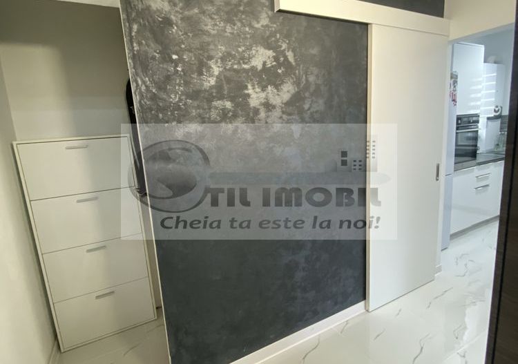 Investitie- Apartament 3 camere, SD, Podu Ros - Poză 1