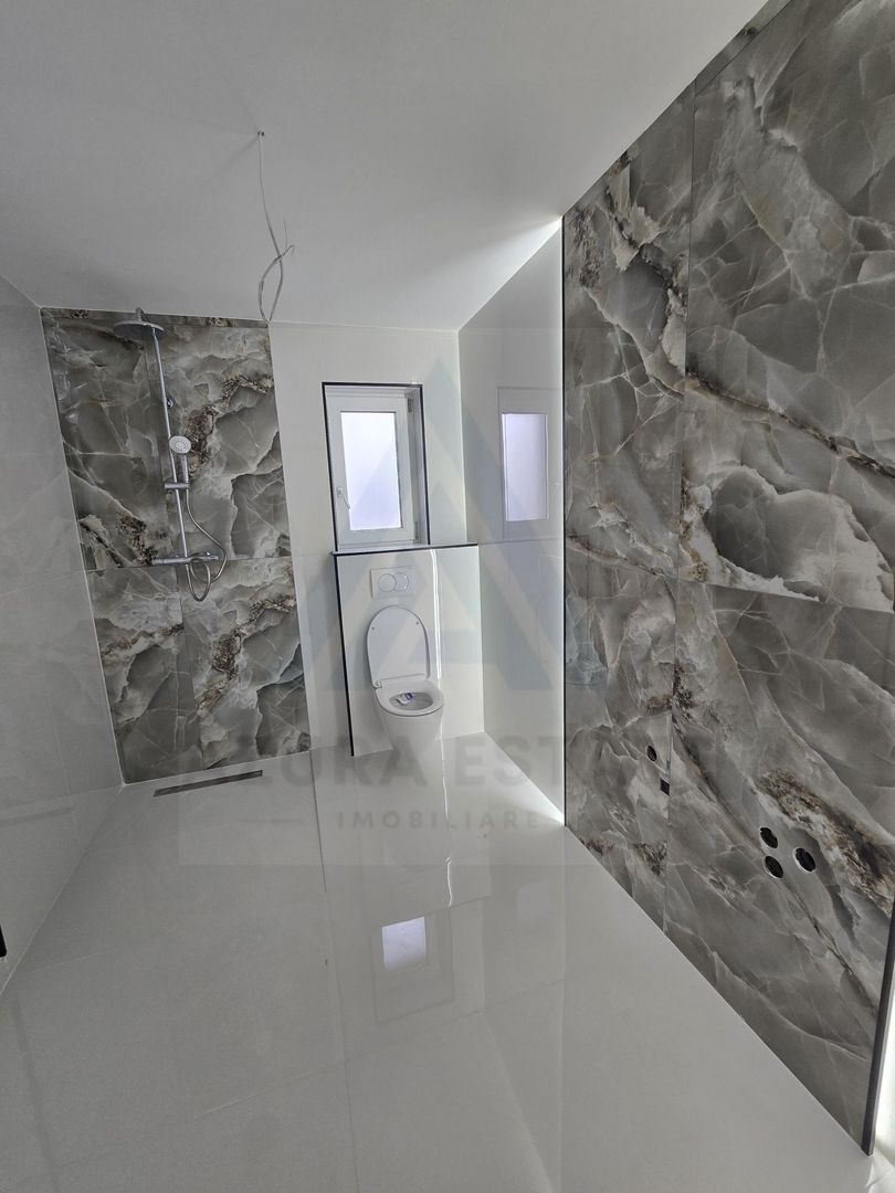 Casa exclusivista individuala echipata premium si teren 500 mp in Daia - Poză 5
