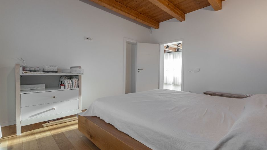 Casa deosebita de vanzare in Giarmata COMISION 0% CUMPARATOR - Poză 11