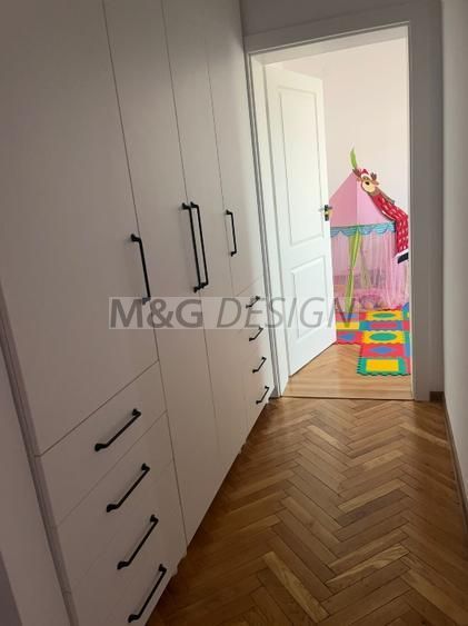Apartament  4 camere cu Garaj si  loc parcare - Poză 6