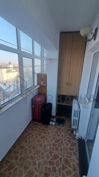 Închiriez apartament modern cu 4 camere, decomandat, complet mobilat și utilat, - Poză 3