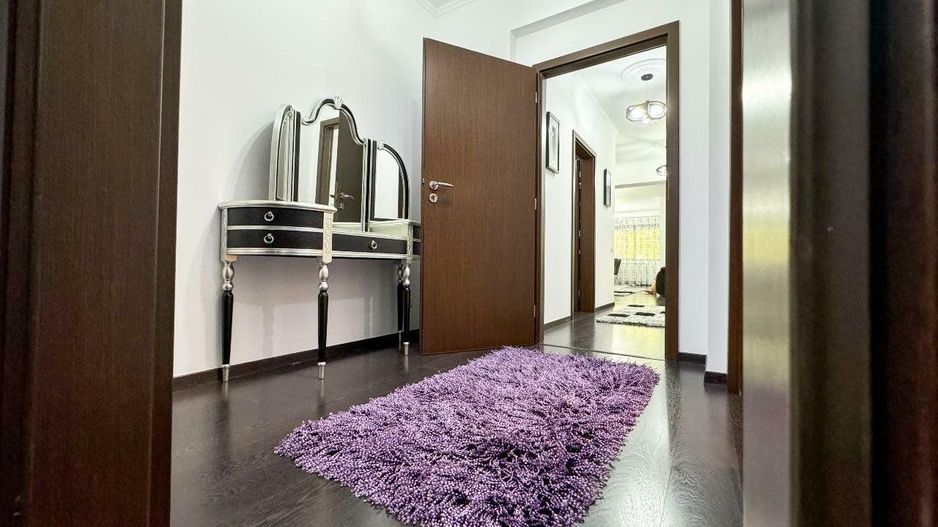 Apartament deosebit 4 camere Aviatiei zona Caramfil Bloc 2010 - Poză 3