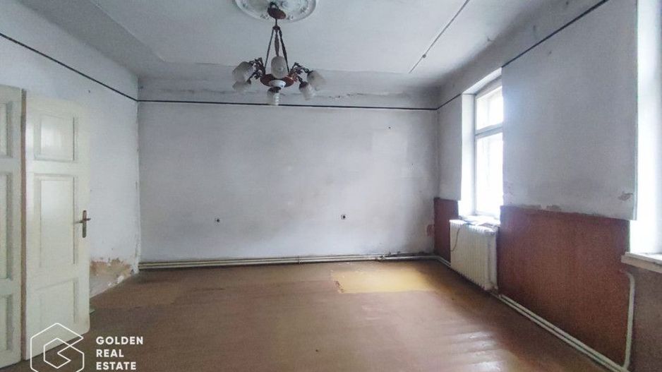 Apartament la curte, 3 camere, zona Centrala, str Simion Balint - Poză 1