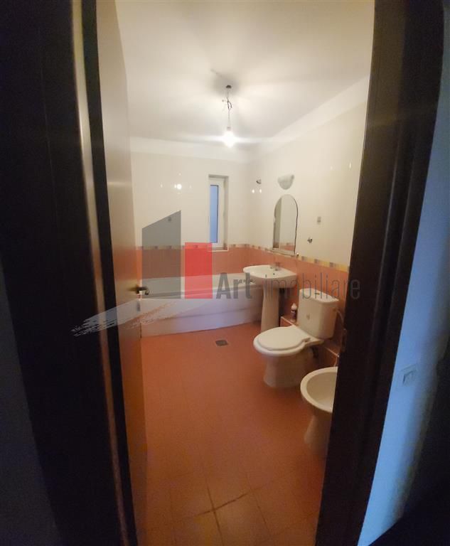 Apartament 3 camere Vitan metrou Mihai Bravu - Poză 15