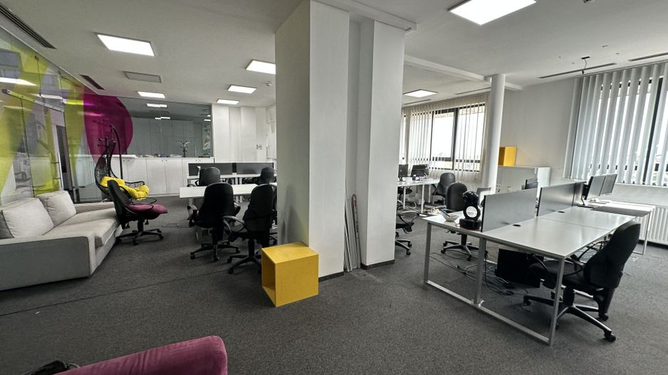 Spațiu  inchiriat   birouri   316 mp - Poză 10