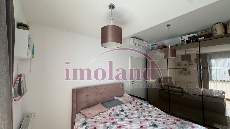 Vanzare - 3 camere cu logie - Complex DV24 - Calea Calarasilor - Poză 10