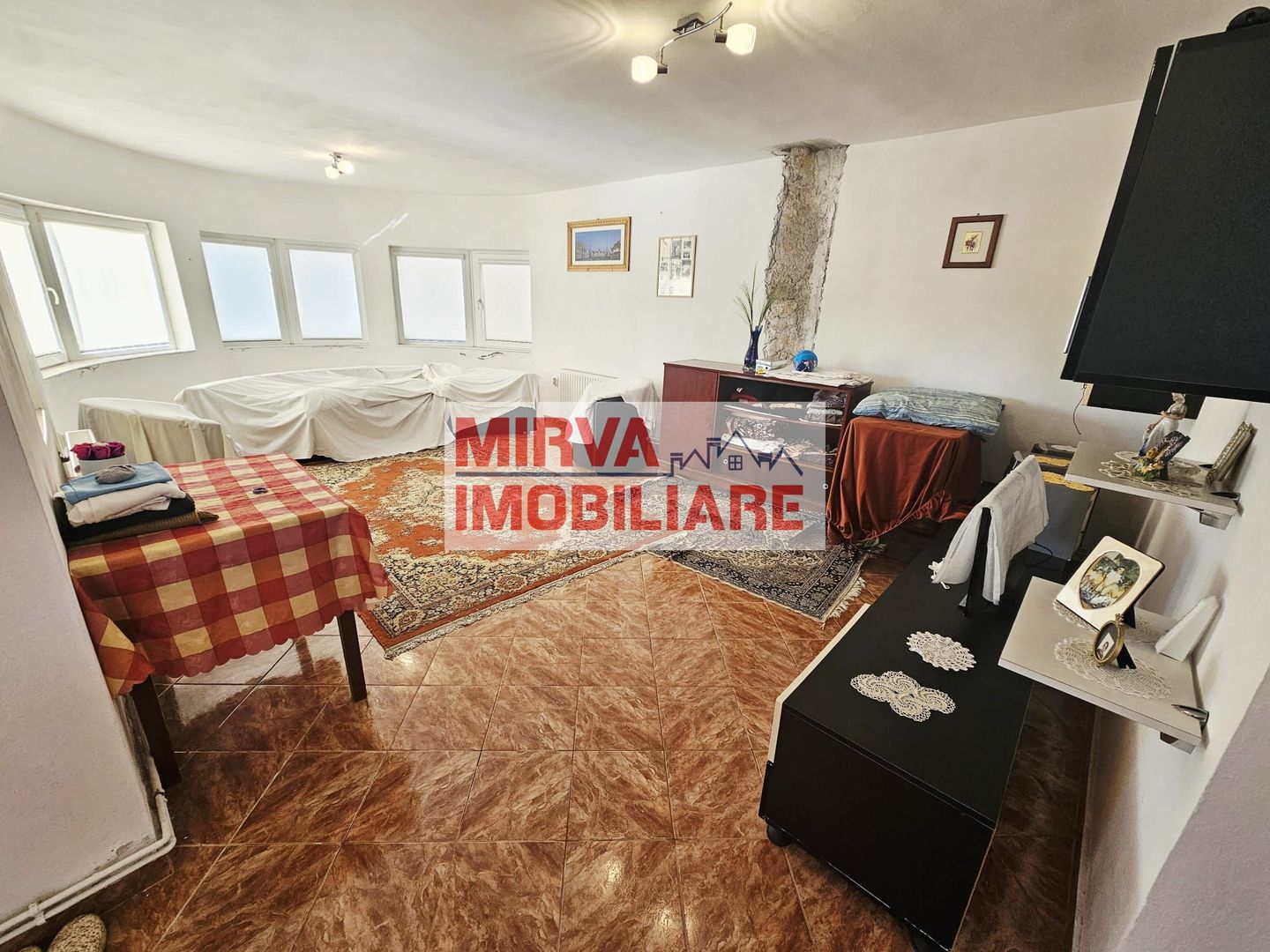 Casă 5 camere + teren generos 1700 mp – Ariceștii Rahtivani - Poză 14