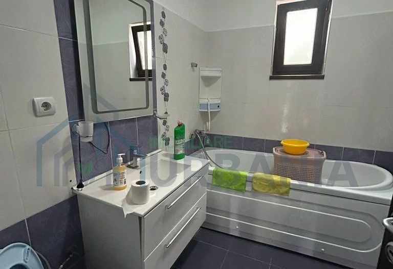 Casă de vânzare în Valea Adâncă, plan parter, 2 dormitoare, living spațios, teren 370 mp - Poză 4