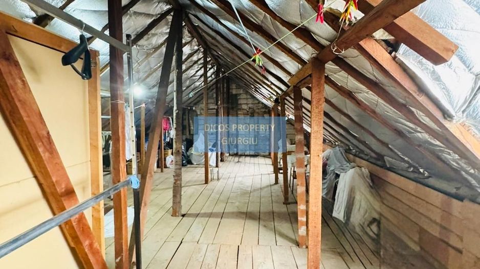 De vânzare – casă situată pe strada Nicolae Iorga - Poză 18